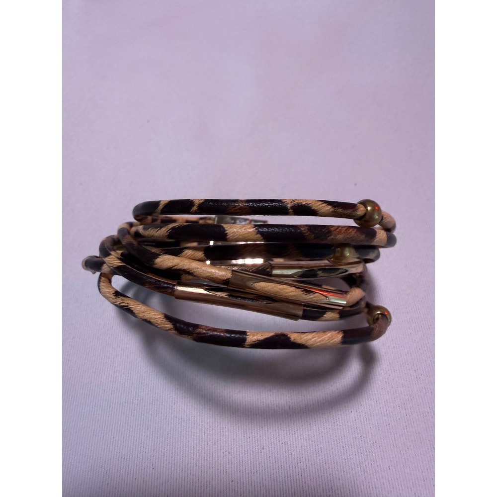 Leopard Print Multi Strand magnetic Wrap Bracelet Gold Tone‎ Animal Print Boho